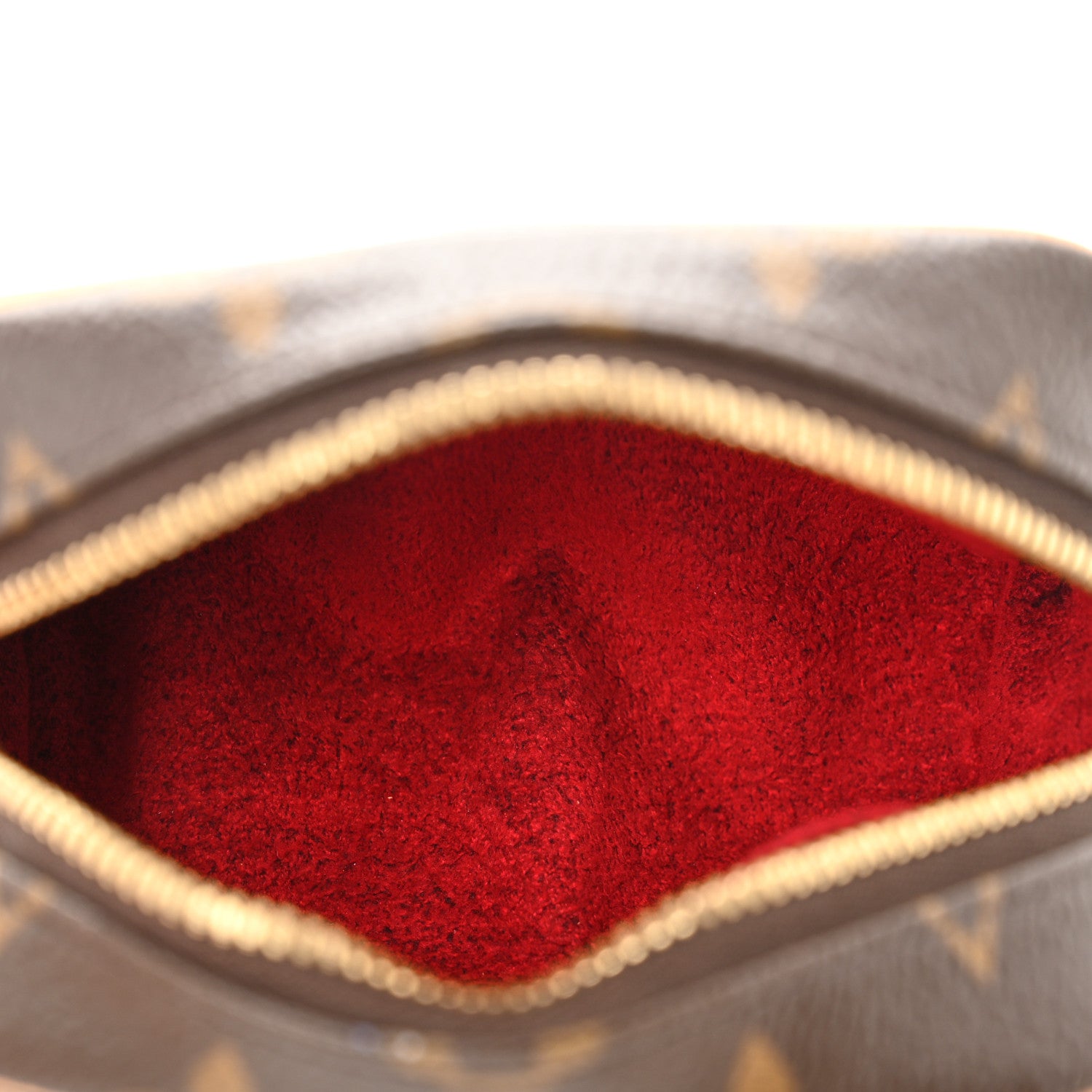 Louis Vuitton Monogram Wapity 6 of 9