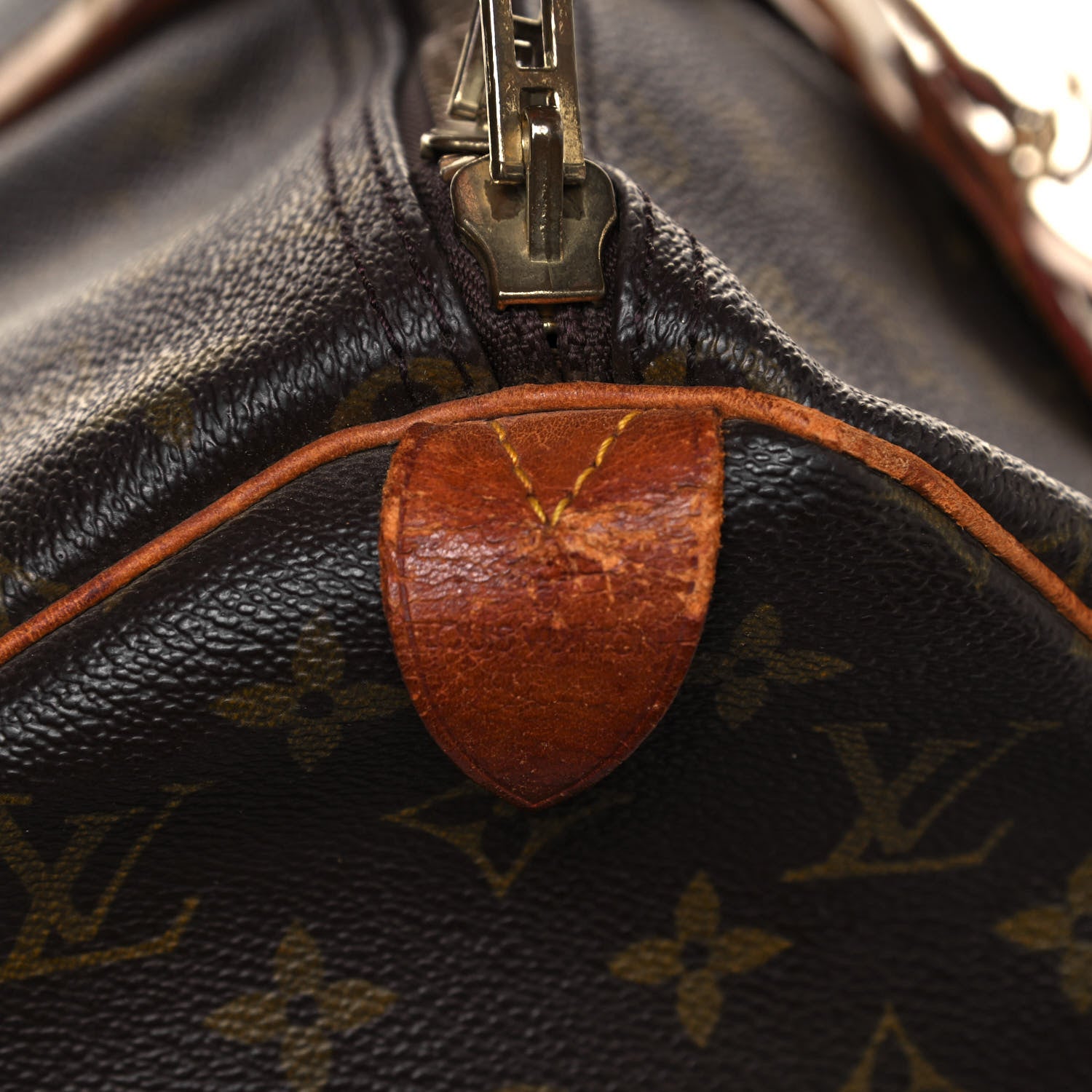 Louis Vuitton Monogram Keepall 45 25 of 27