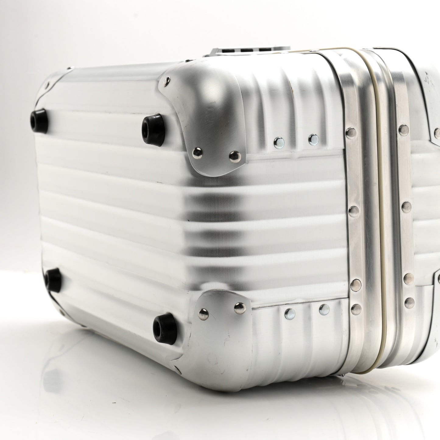 Aluminum Topas Vanity Case Silver