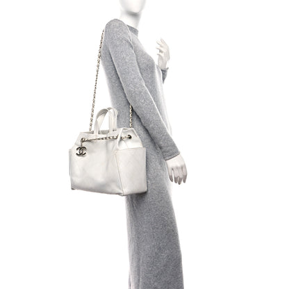 Chanel Grained Calfskin CC Pocket Tote White 2 of 17