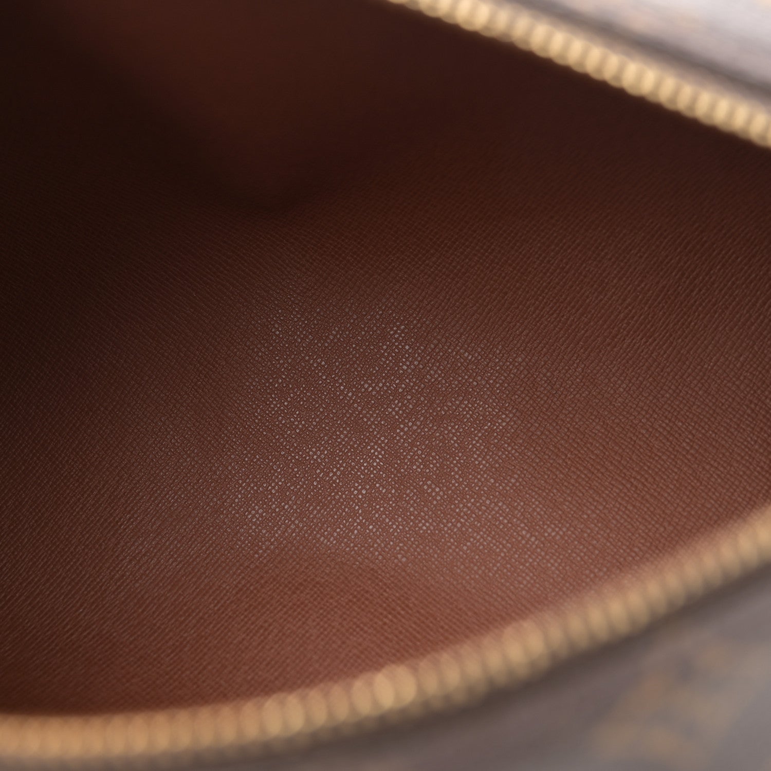 Louis Vuitton Monogram Papillon 26 5 of 10