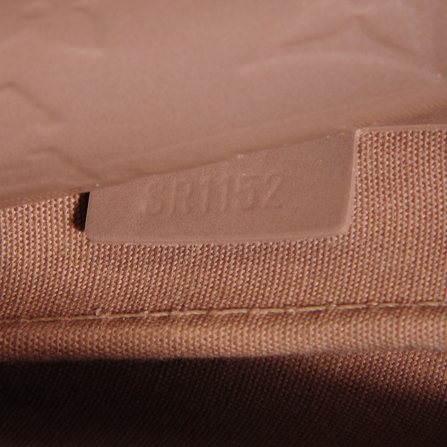 Louis Vuitton Vernis Mirada Beige Poudre 6 of 7