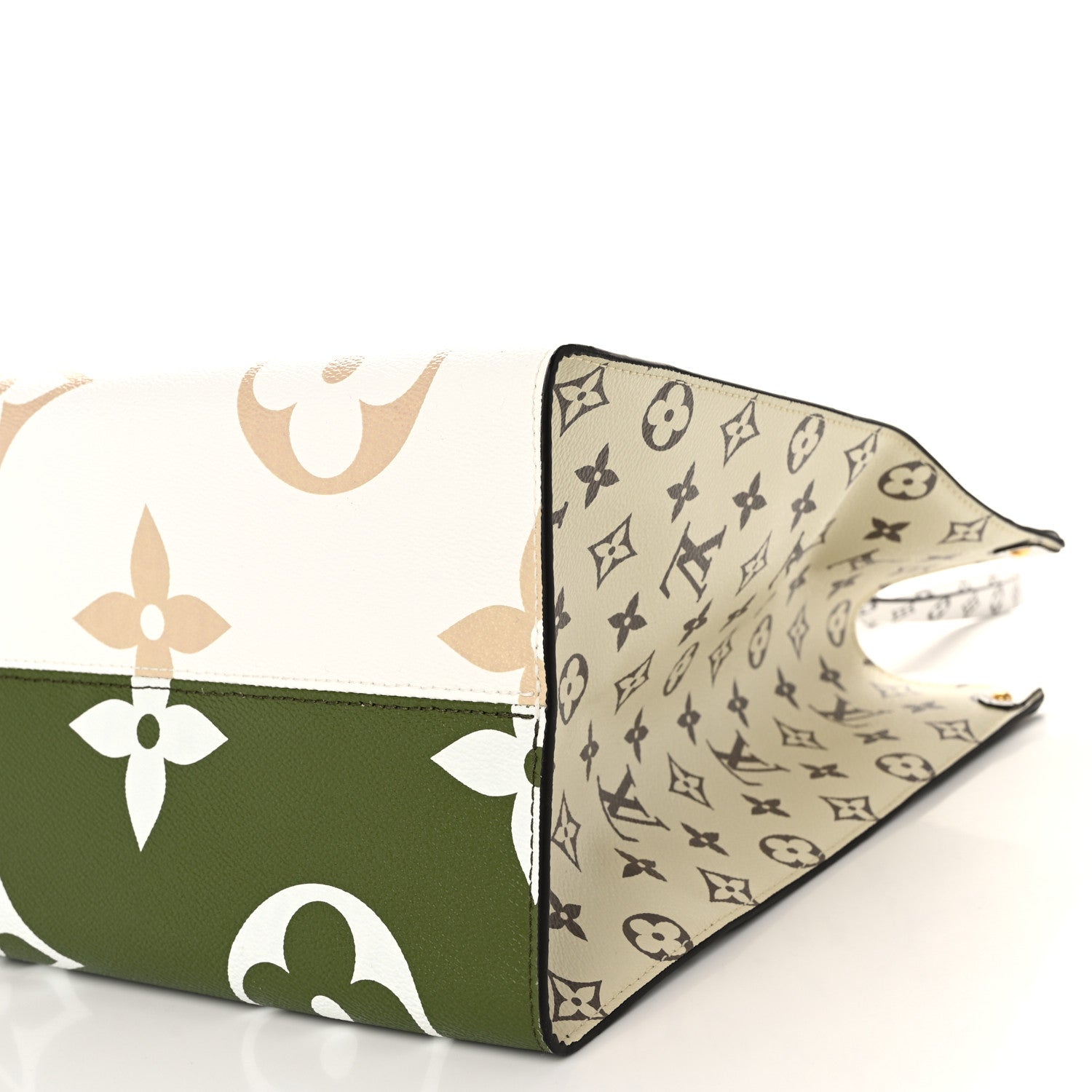 Louis Vuitton Monogram Giant Onthego GM Kaki Beige 10 of 10