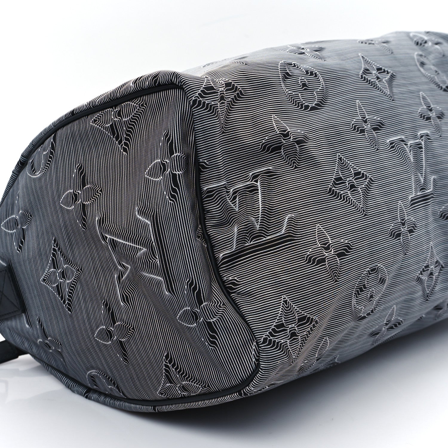 Louis Vuitton Monogram 2054 3D Reversible Keepall Bandouliere 50 Multicolor 7 of 13
