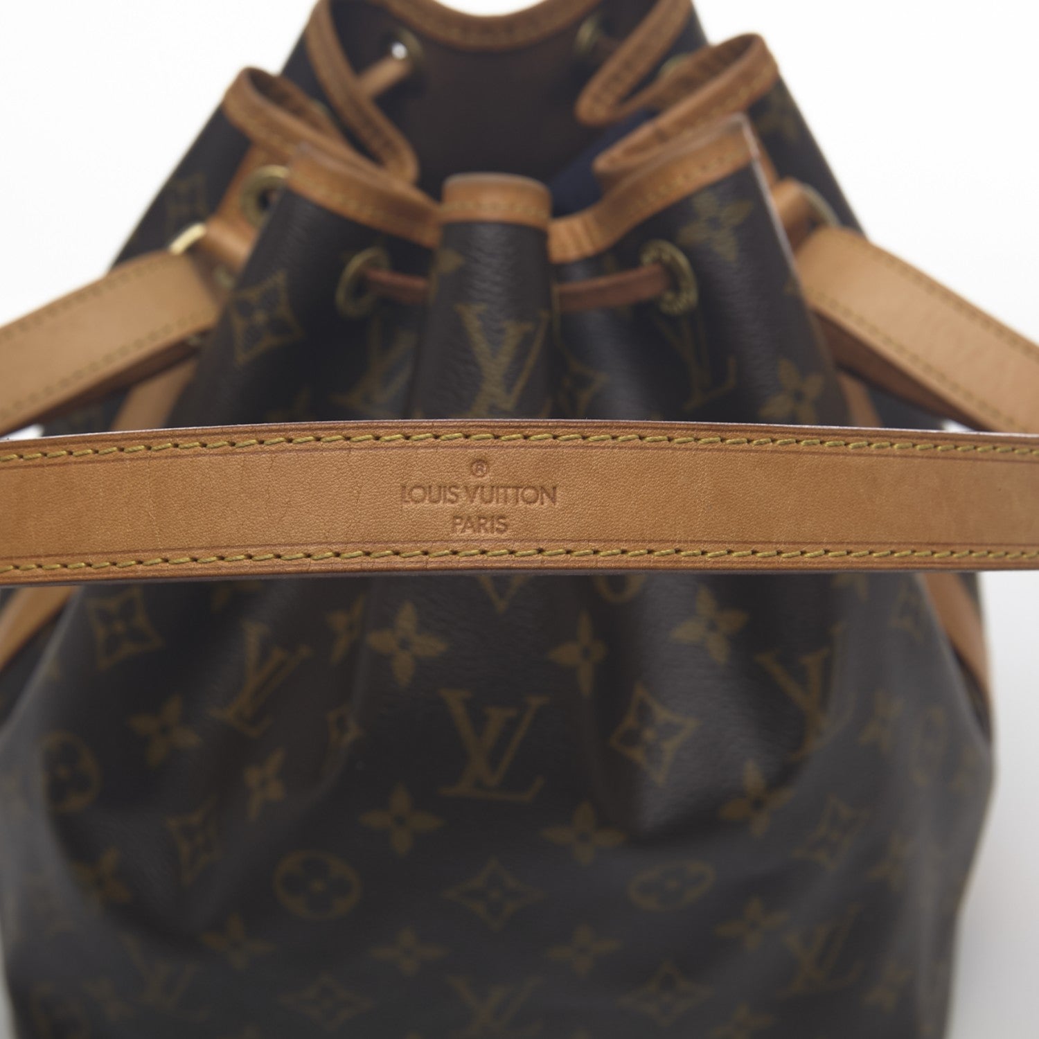 Louis Vuitton Monogram Petit Noe 5 of 10