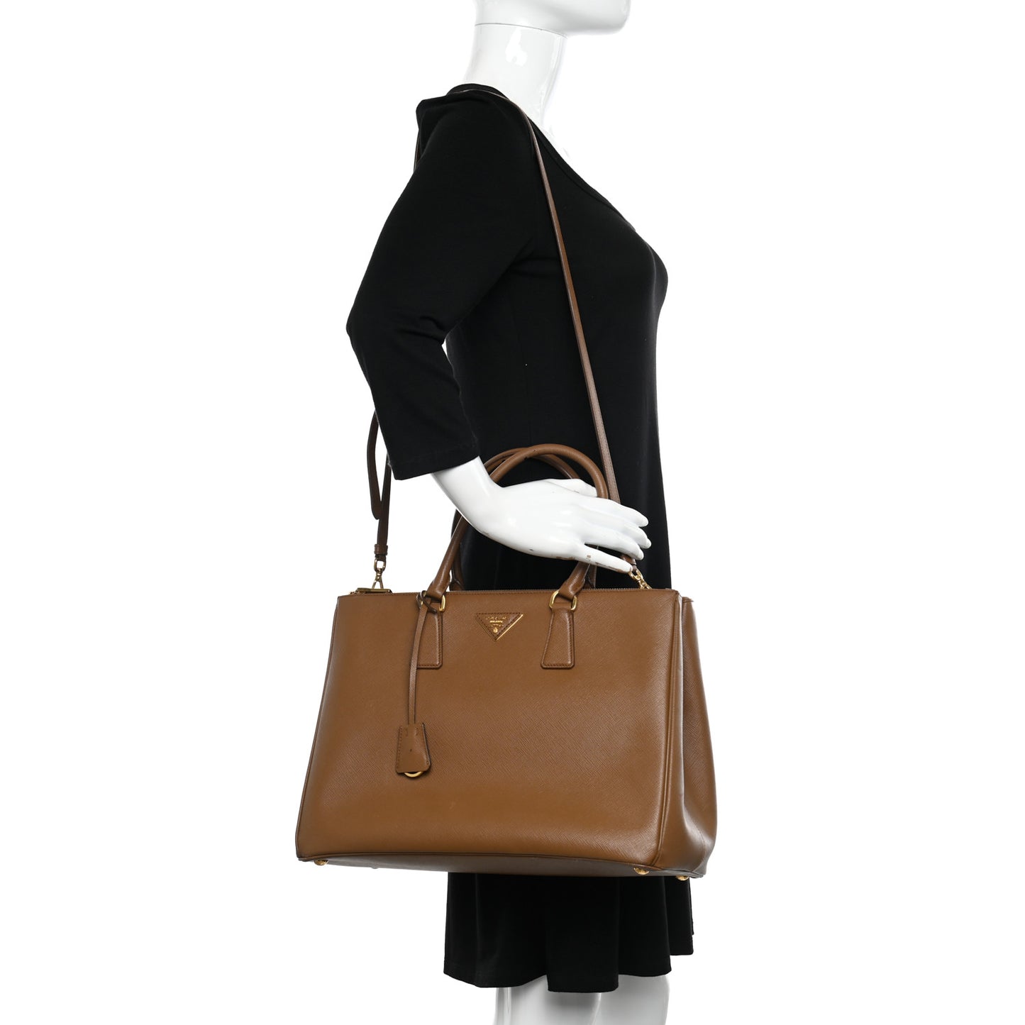 Saffiano Large Galleria Double Zip Tote Cannella