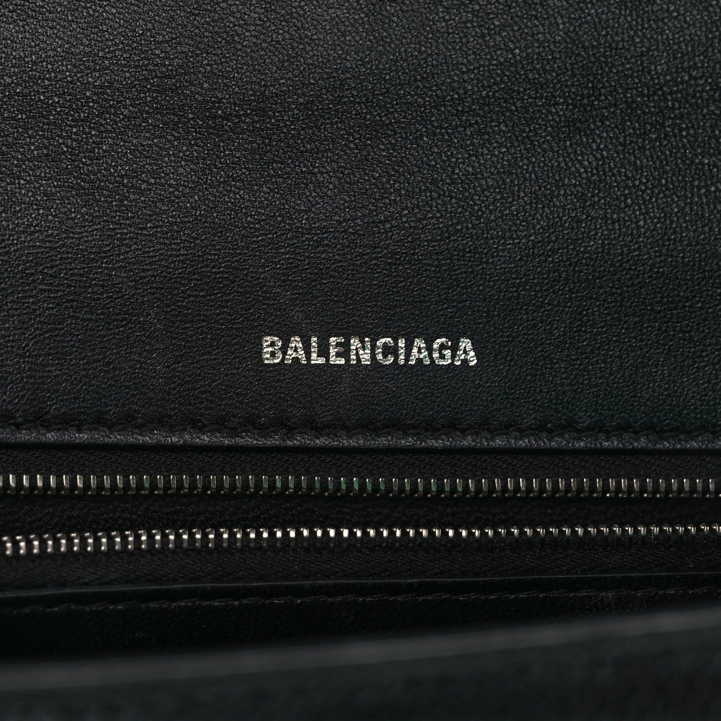 Grained Calfskin Medium Hourglass Top Handle Bag Black