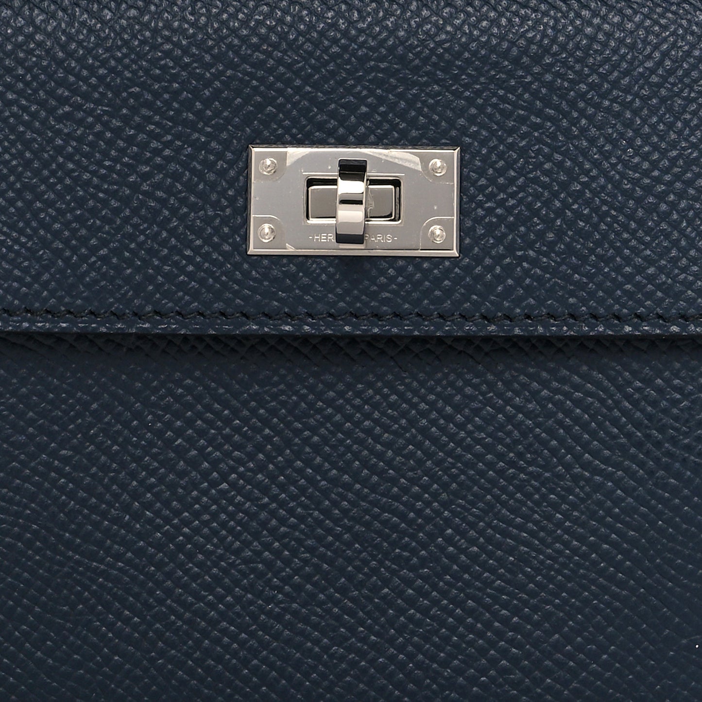 Epsom Kelly Pocket Compact Wallet Bleu Indigo