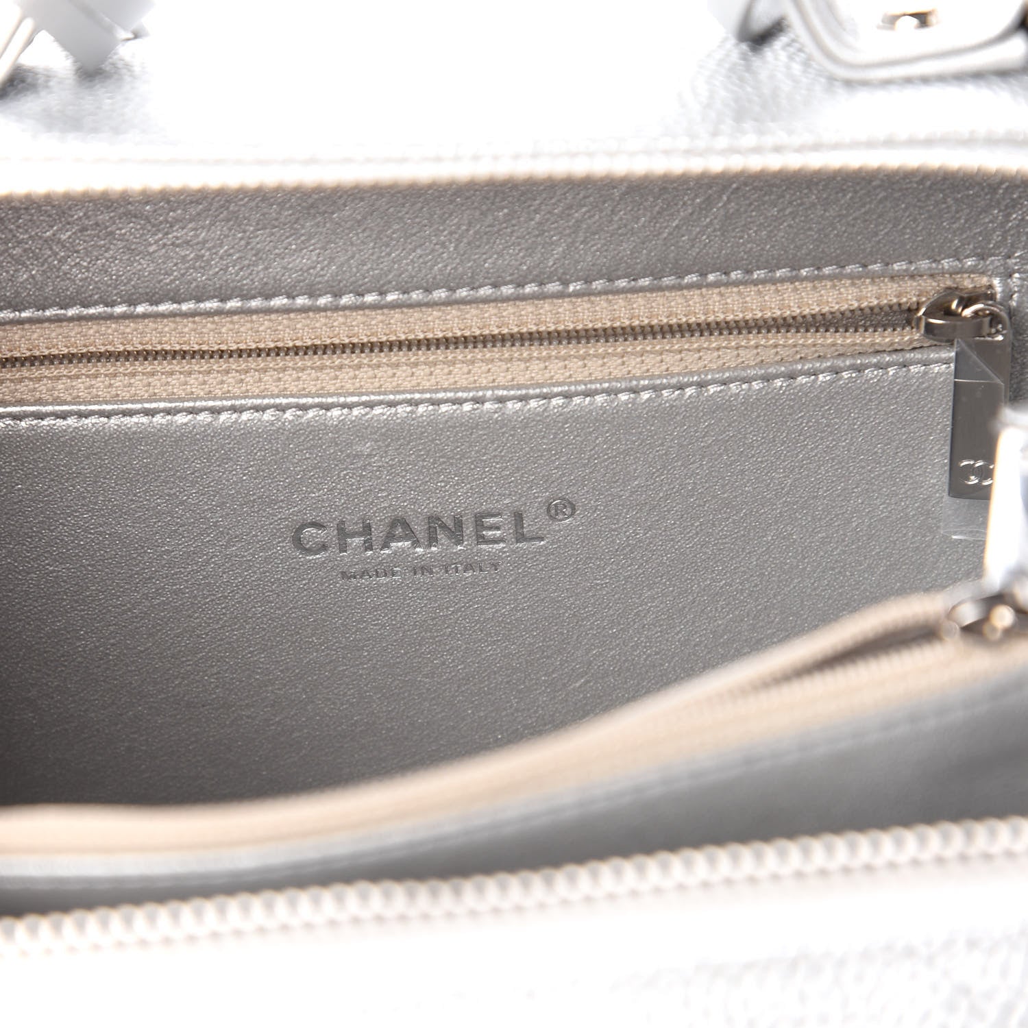 Chanel Metallic Caviar Quilted Medium CC Filigree Vanity Case Silver 8 of 11