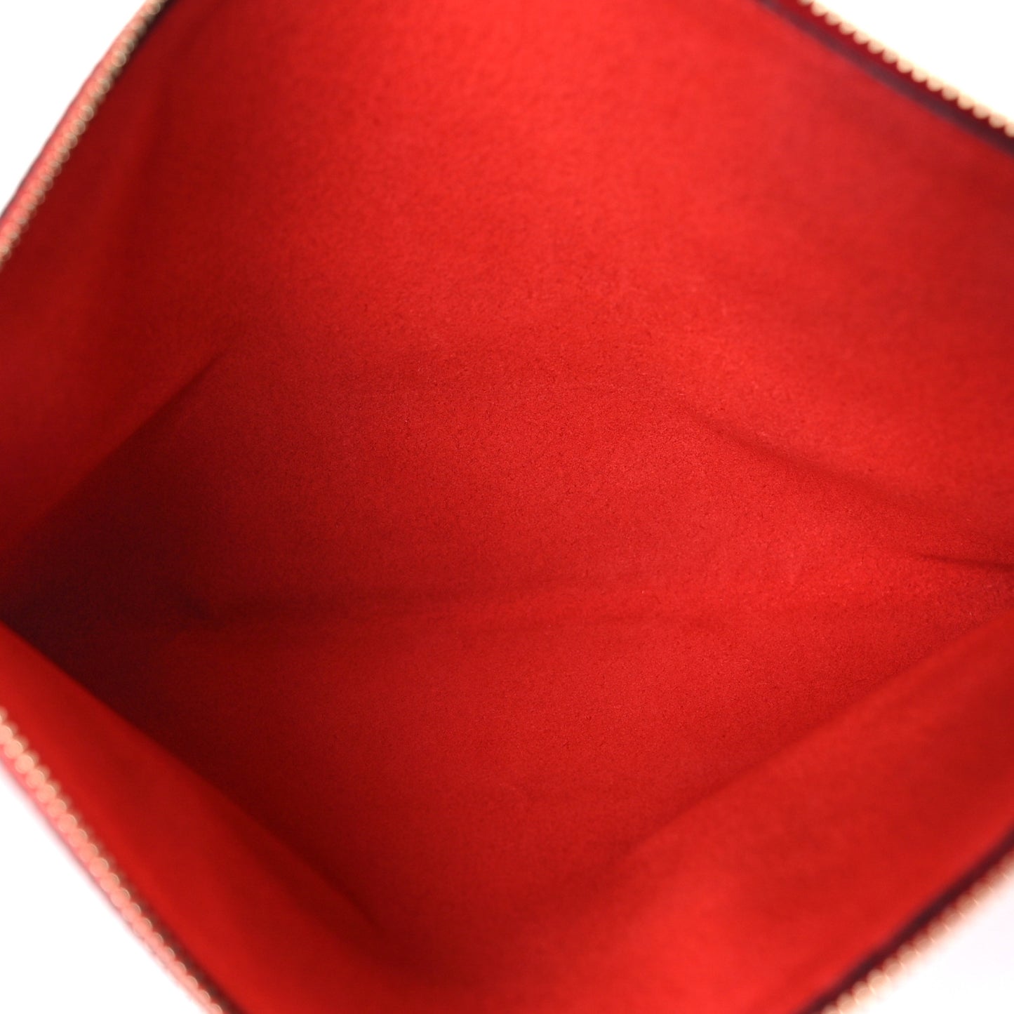 Pebbled Calfskin Large Rockstud Flat Zip Pouch Rouge Pur