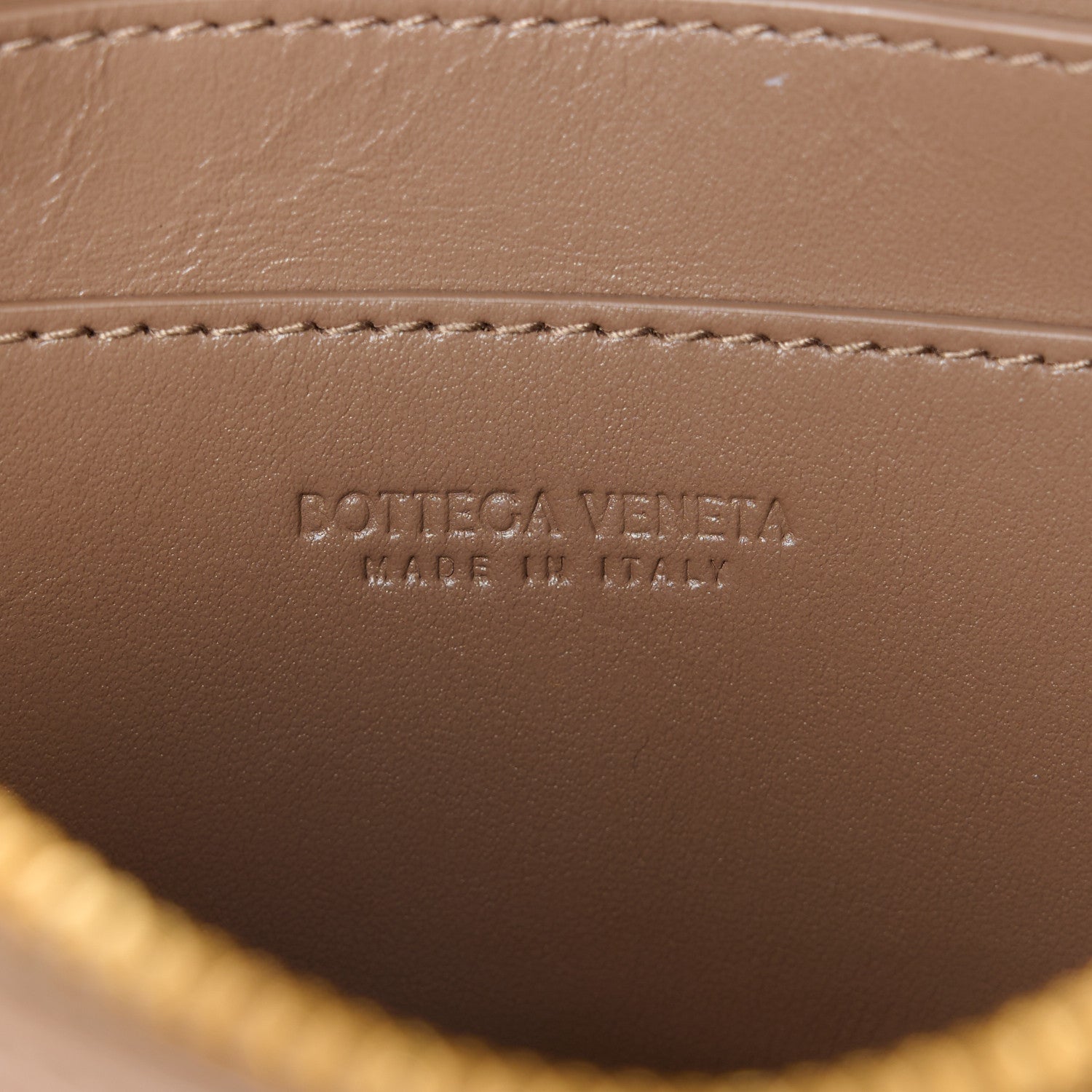 Bottega Veneta Lambskin Maxi Intreccio Cassette Phone Pouch Crossbody Bag Marrone 6 of 9