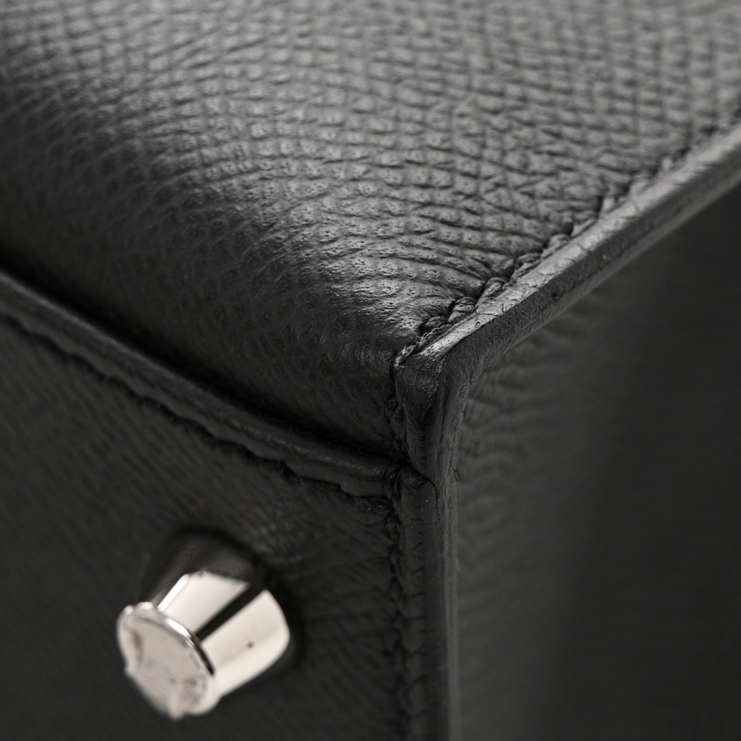 Epsom Kelly Sellier 28 Black