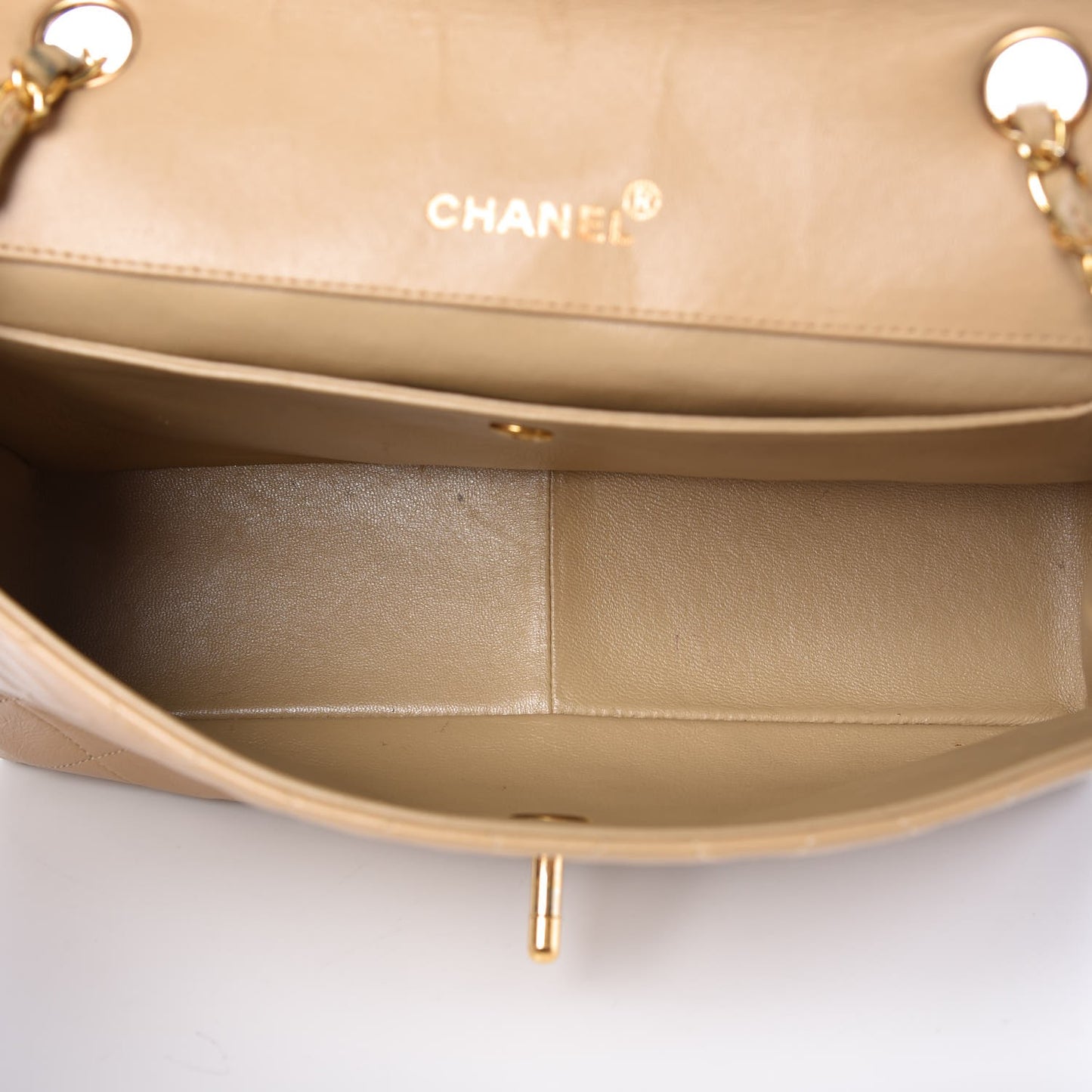 Lambskin Quilted Medium Single Flap Beige