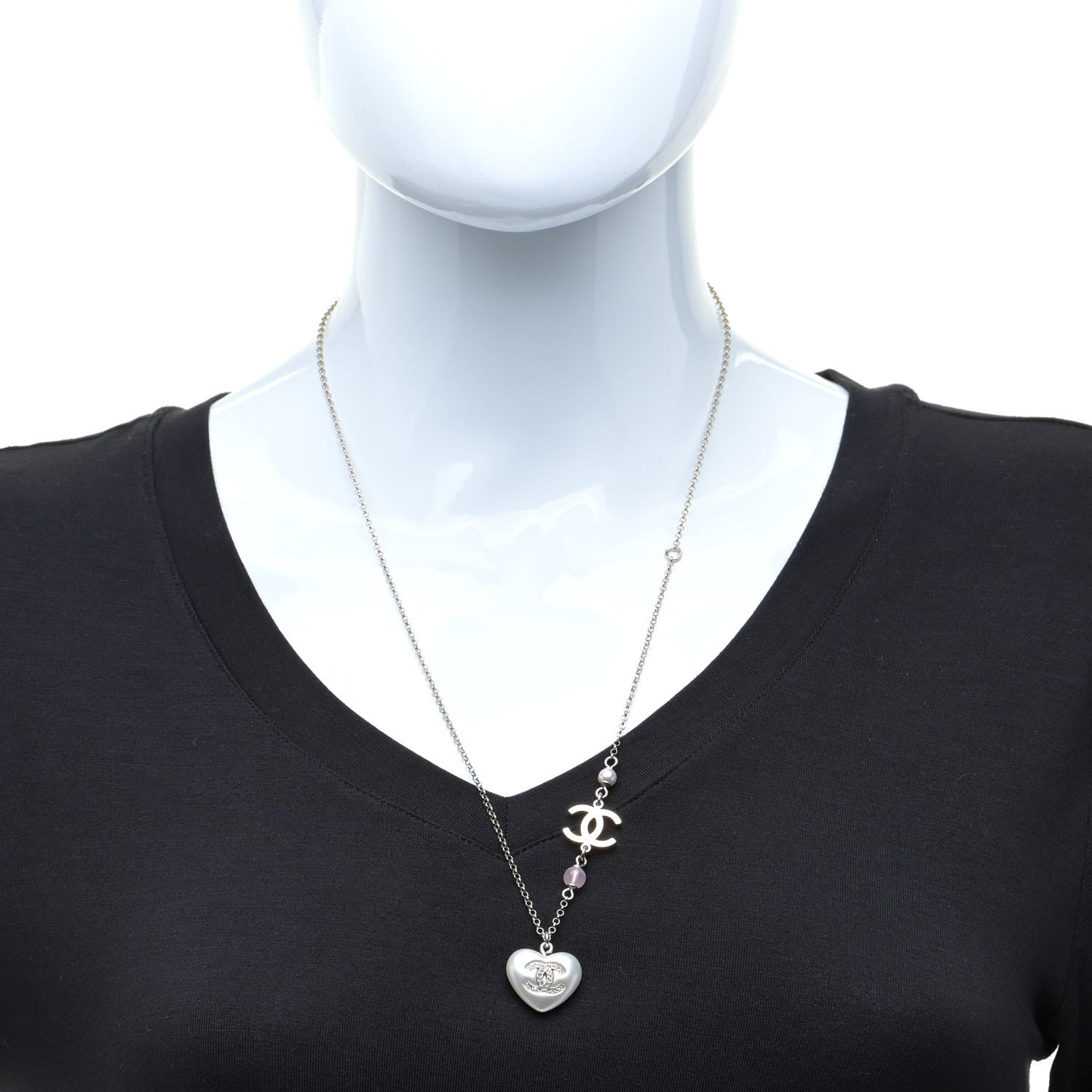 Chanel Resin Crystal CC Heart Necklace Pearly White Gold 2 of 5