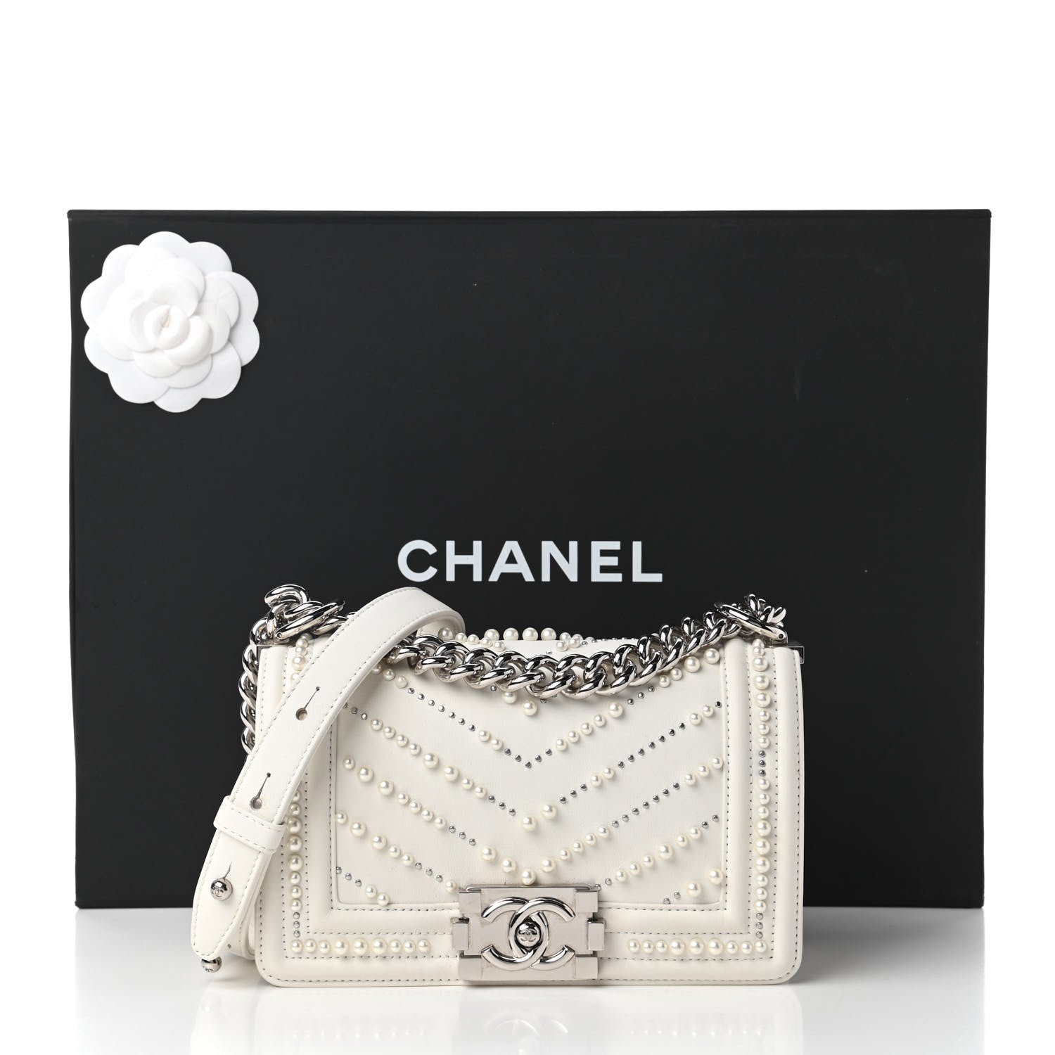 Chanel Calfskin Pearl Chevron Small Boy Flap White 11 of 12