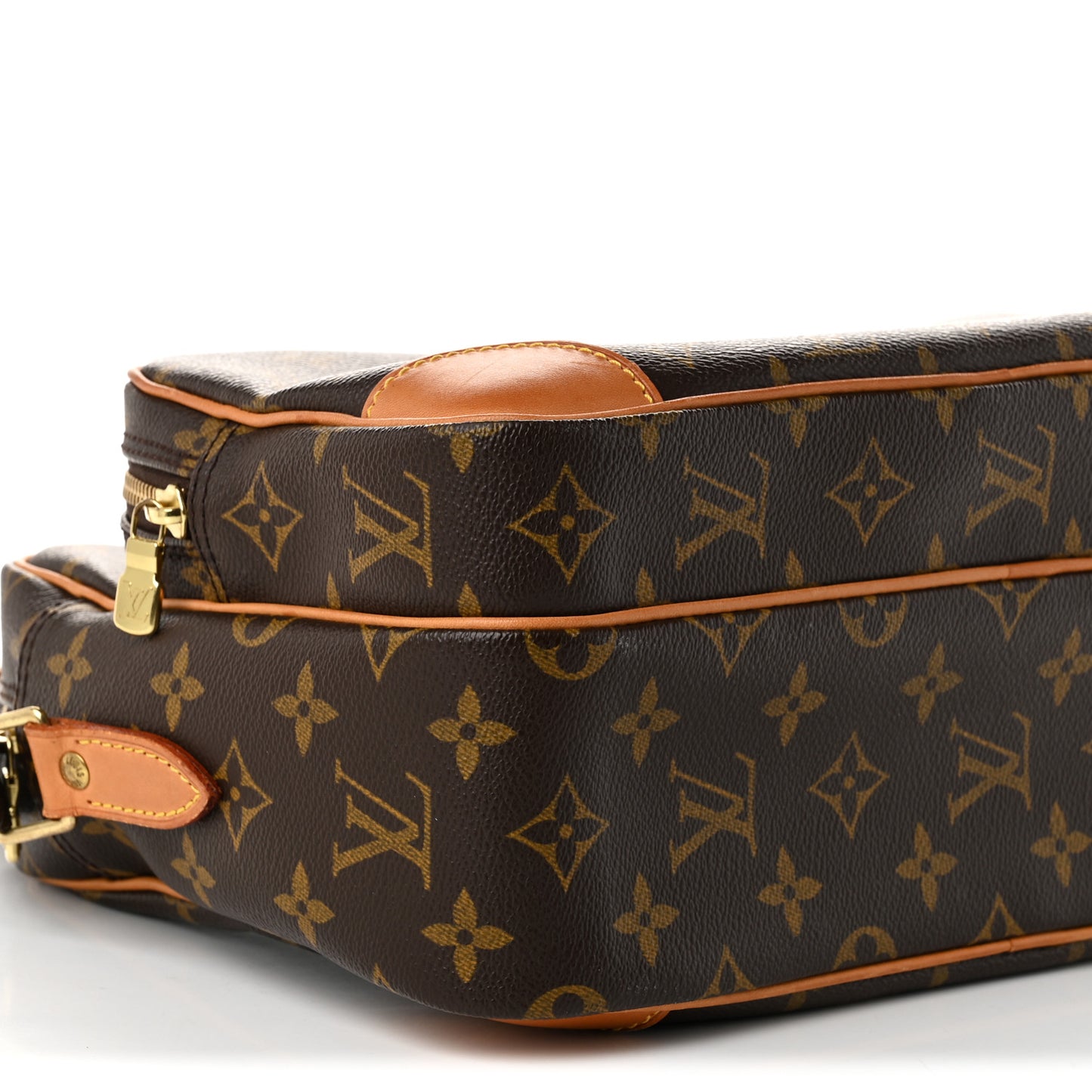 Monogram Nil 28