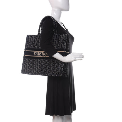 Christian Dior Oblique Velvet Book Tote Blue Multicolor 2 of 11