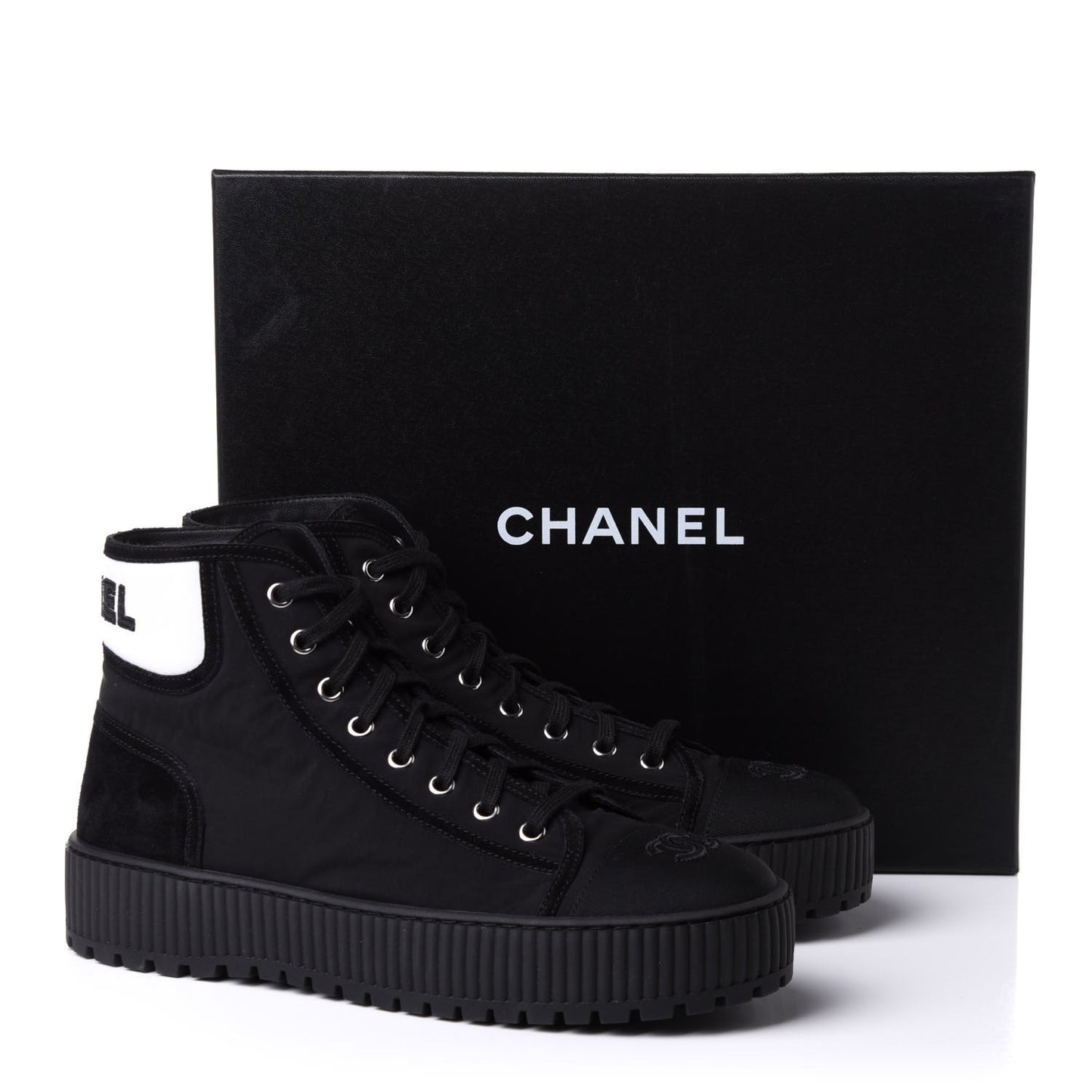 Fabric Suede Kidskin Grosgrain Lace Up Cap Toe Sneakers 42 Black White