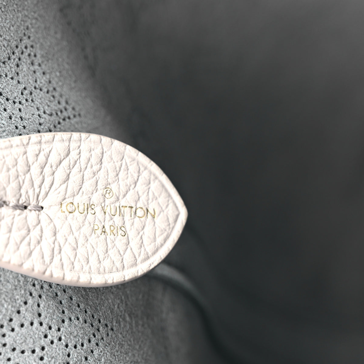 Louis Vuitton Mahina Blossom PM Brume Gray 7 of 11