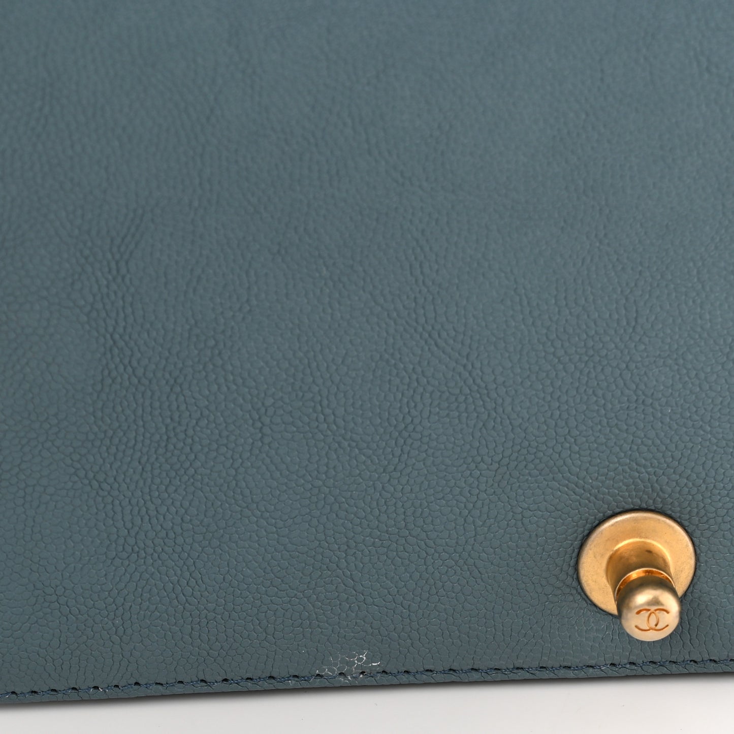 Caviar Quilted Medium Boy Flap Blue