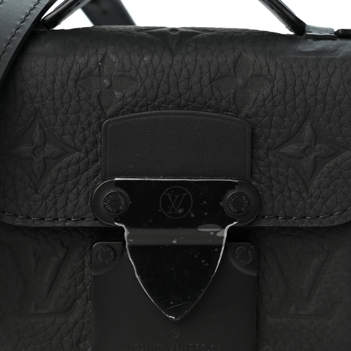 Taurillon Monogram Pico S Lock Ultra Black