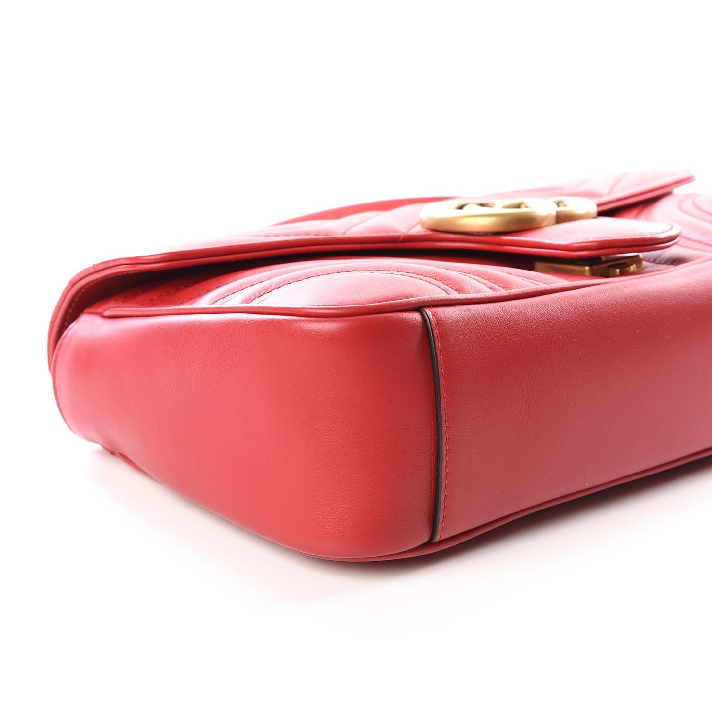 Calfskin Matelasse Small GG Marmont Shoulder Bag Hibiscus Red
