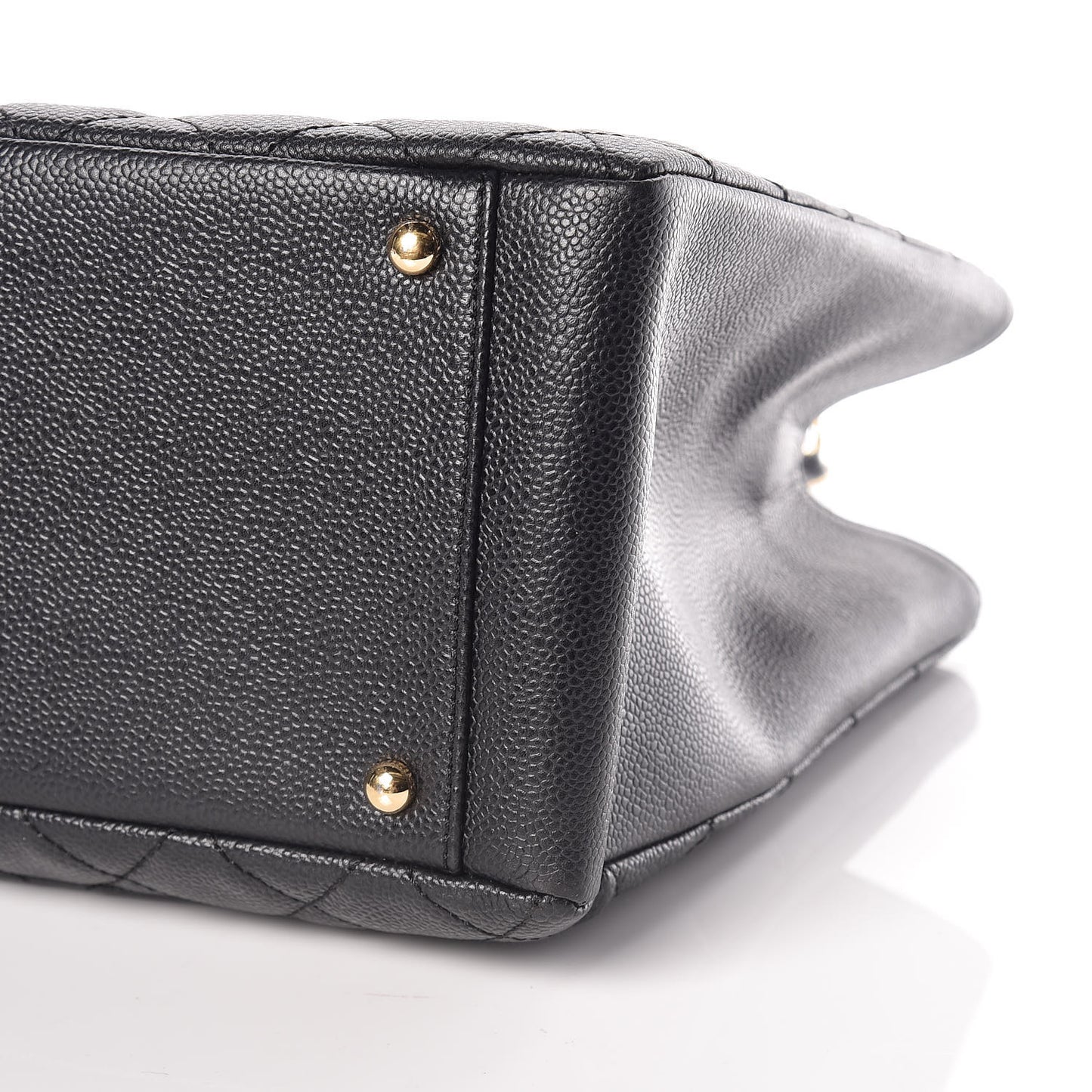 Caviar Quilted XL Grand Shopping Tote GST Black