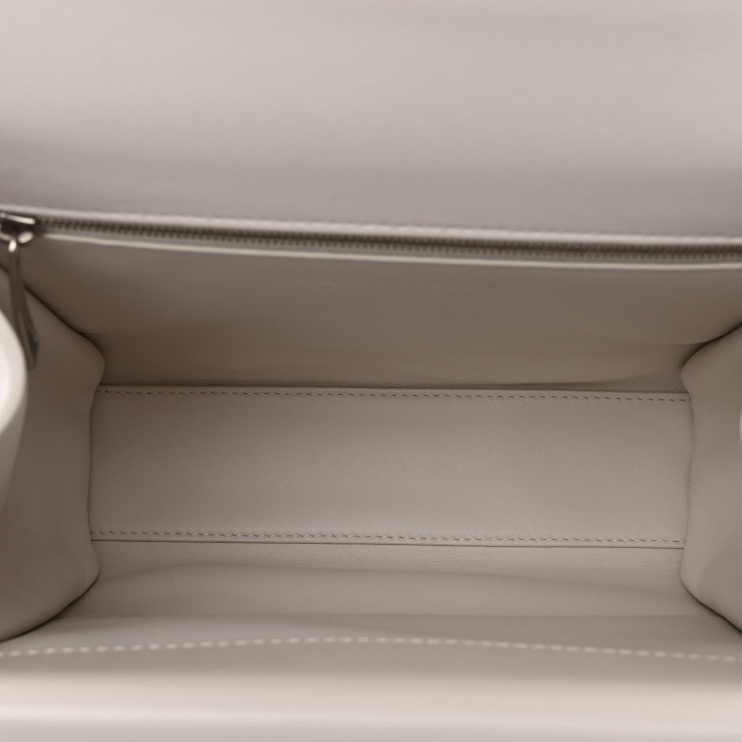 Box Calfskin Nappa Clip Bag Chalk