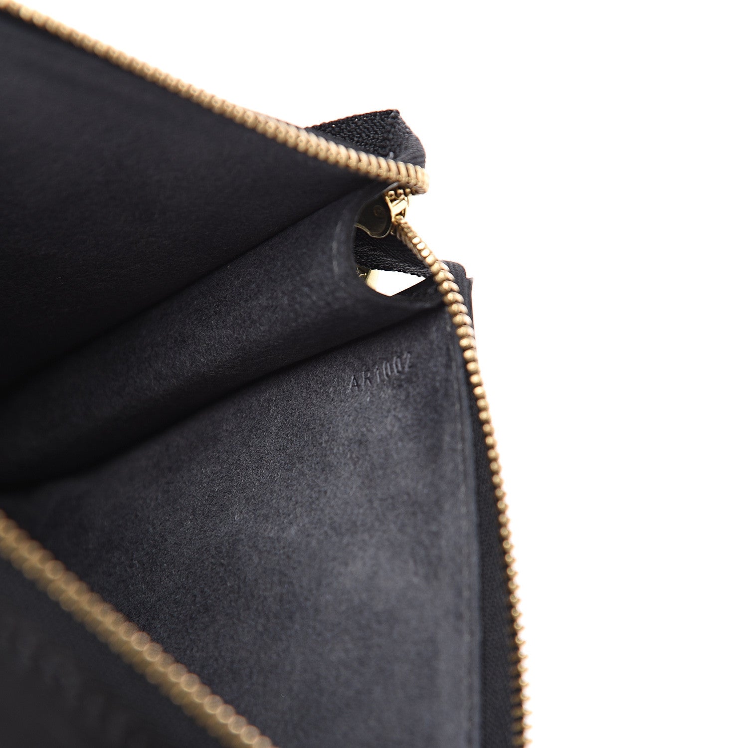 Louis Vuitton Epi Pochette Accessories 24 Black 5 of 8