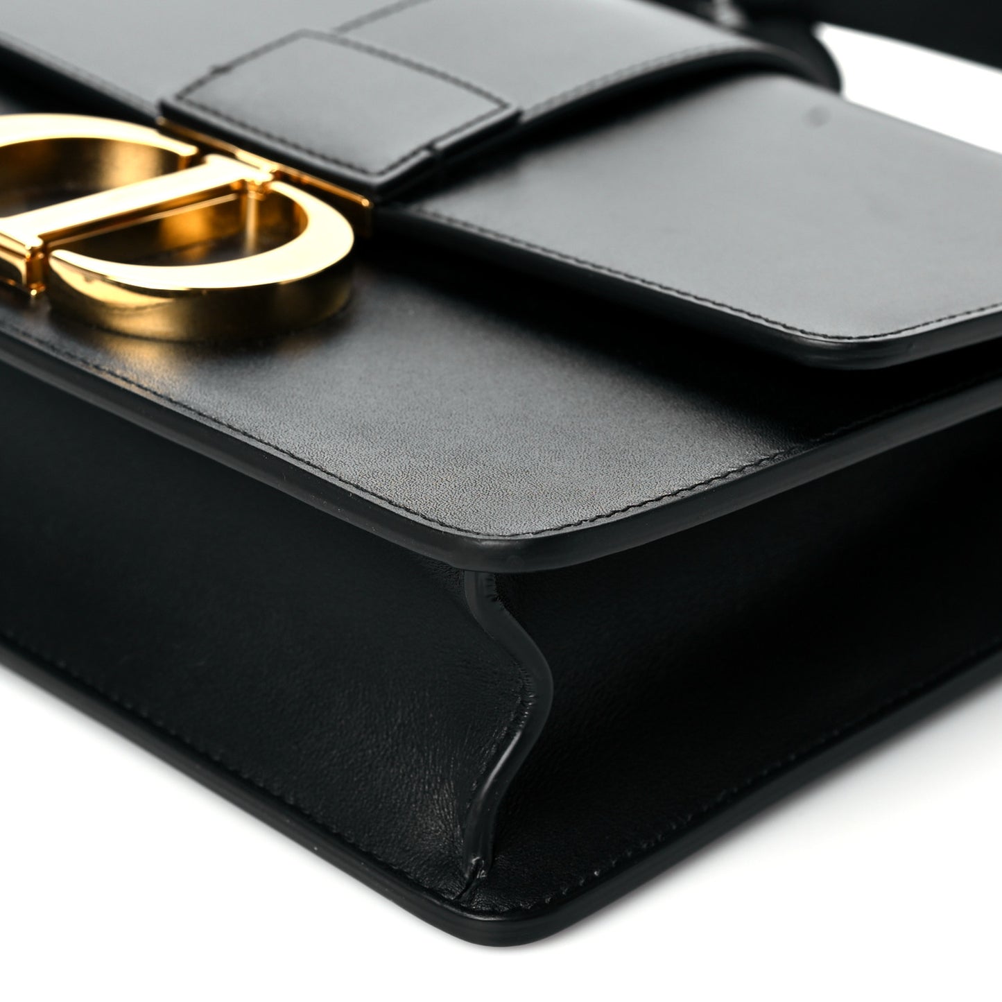 Smooth Calfskin 30 Montaigne Flap Bag Black