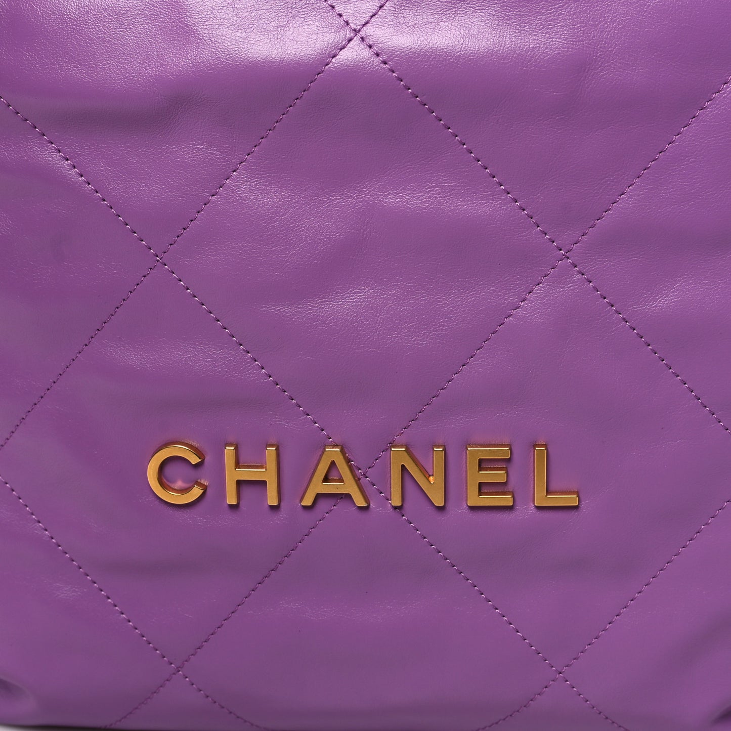Shiny Calfskin Quilted Chanel 22 Purple