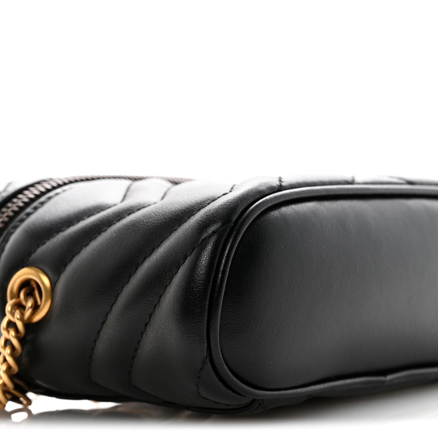 Calfskin Matelasse Chevron Mini GG Marmont Top Handle Bag Black