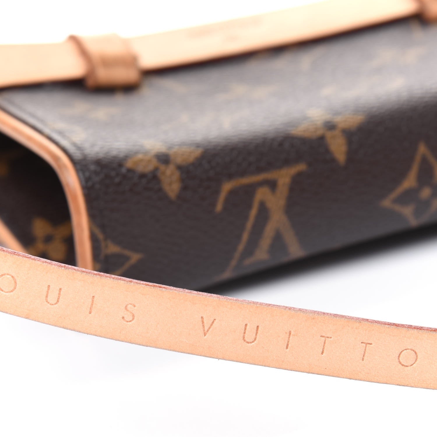 Louis Vuitton Monogram Pochette Florentine XS 14 of 21