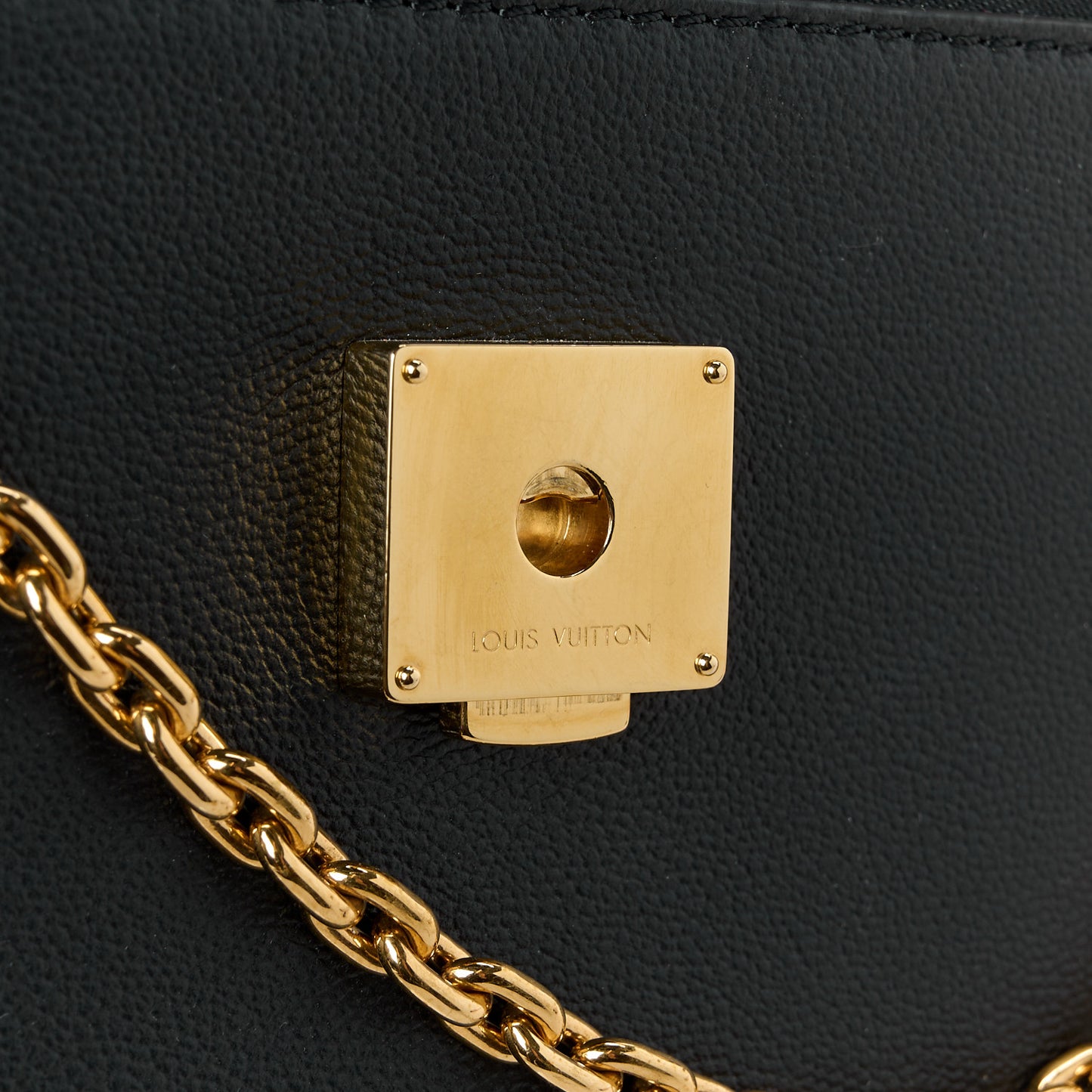 Calfskin Monogram Very Messenger Black