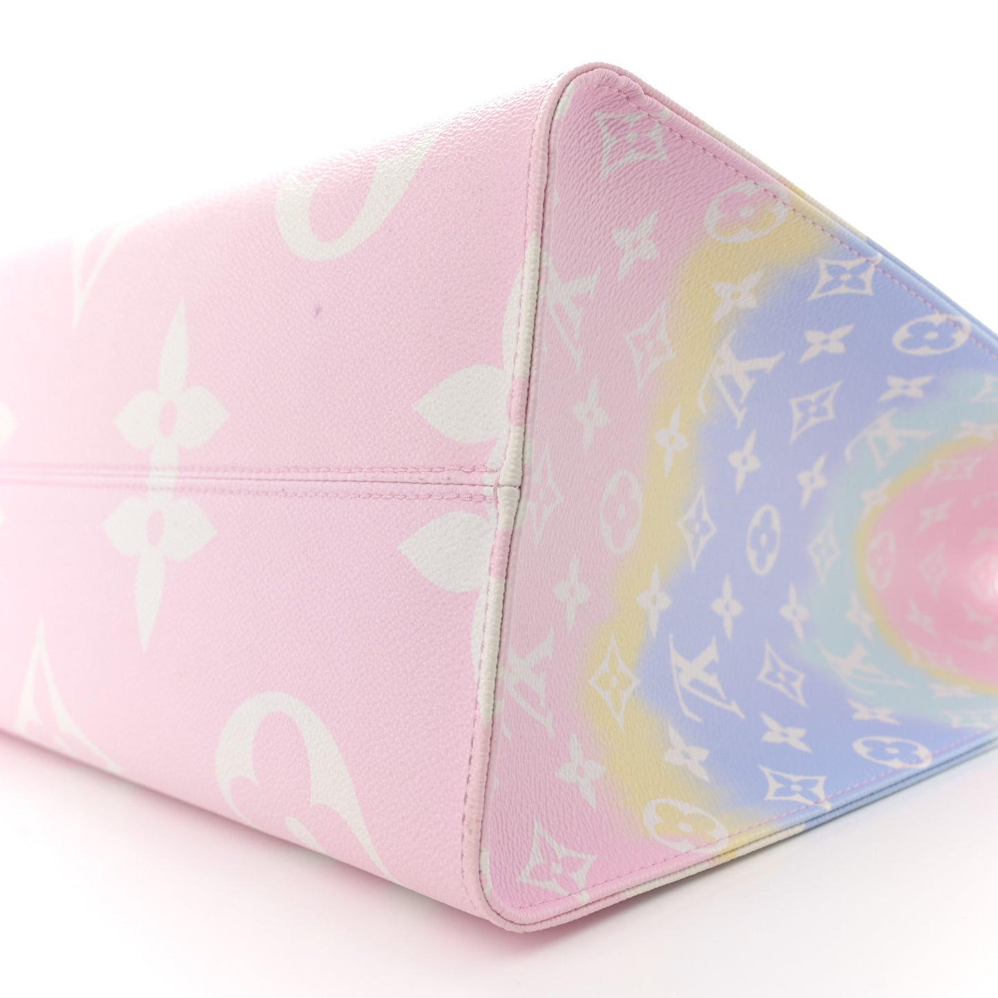 Monogram Escale Onthego GM Pastel