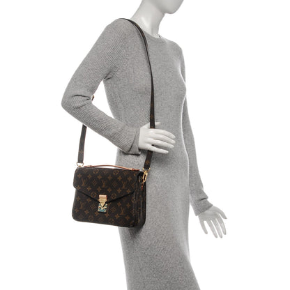 Louis Vuitton Monogram Pochette Metis 2 of 8