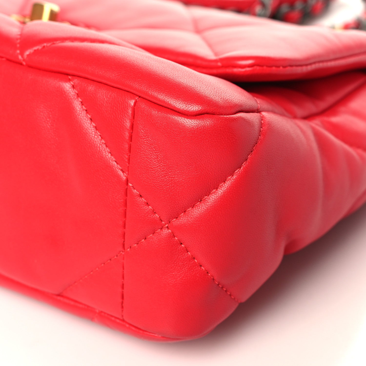 Chanel Lambskin Quilted Medium Chanel 19 Flap Red 9 of 10