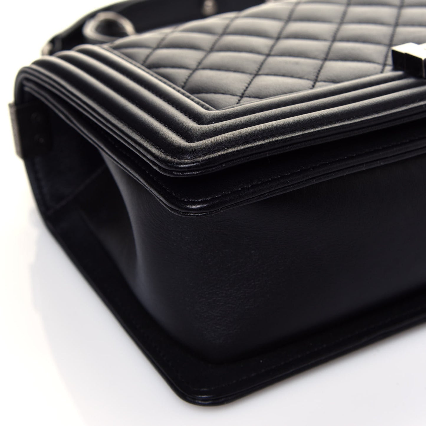 Calfskin Quilted Medium Boy Flap Black