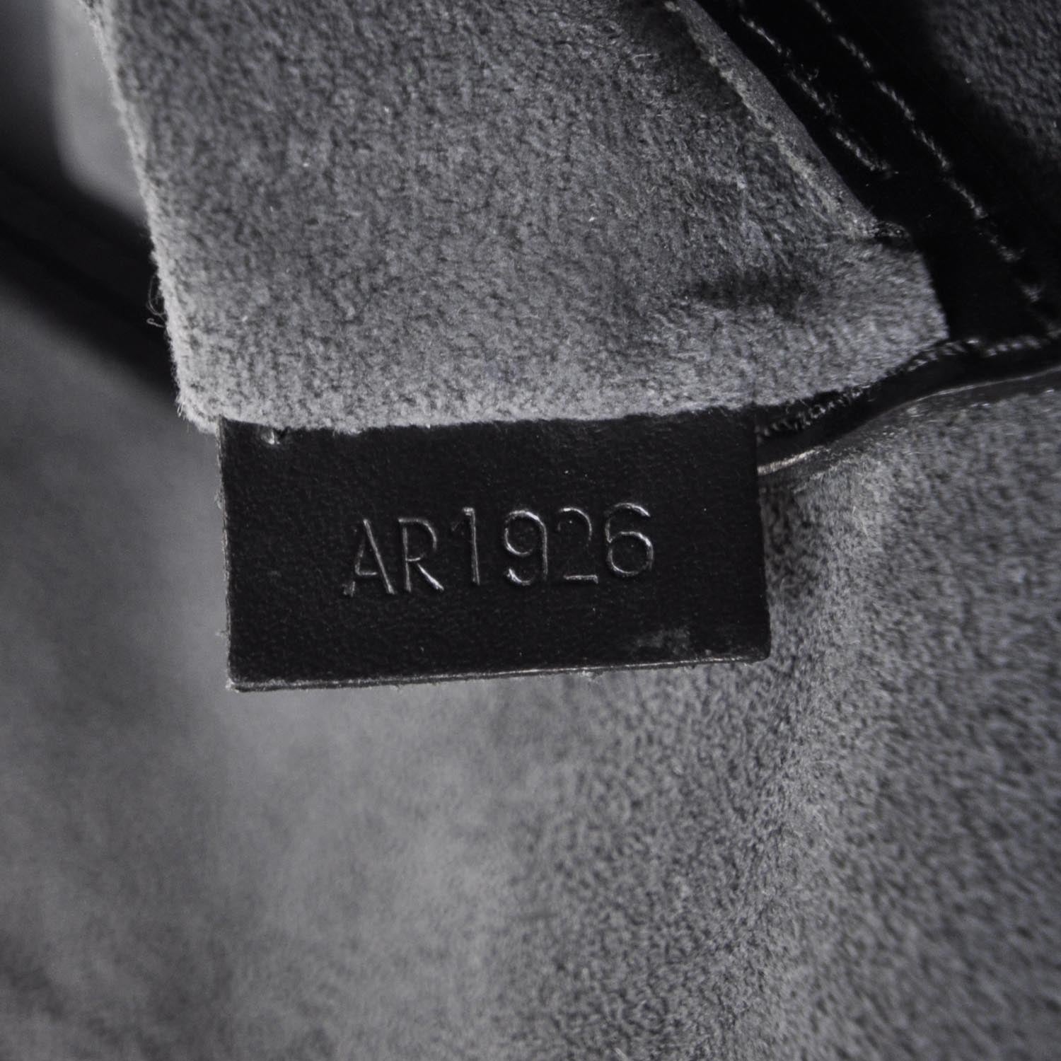 Louis Vuitton Epi Alma Black 8 of 8