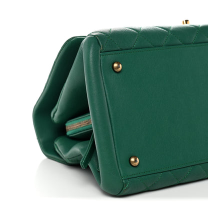 Chanel Shiny Sheepskin Quilted Large Trapezio Flap Green 9 of 10