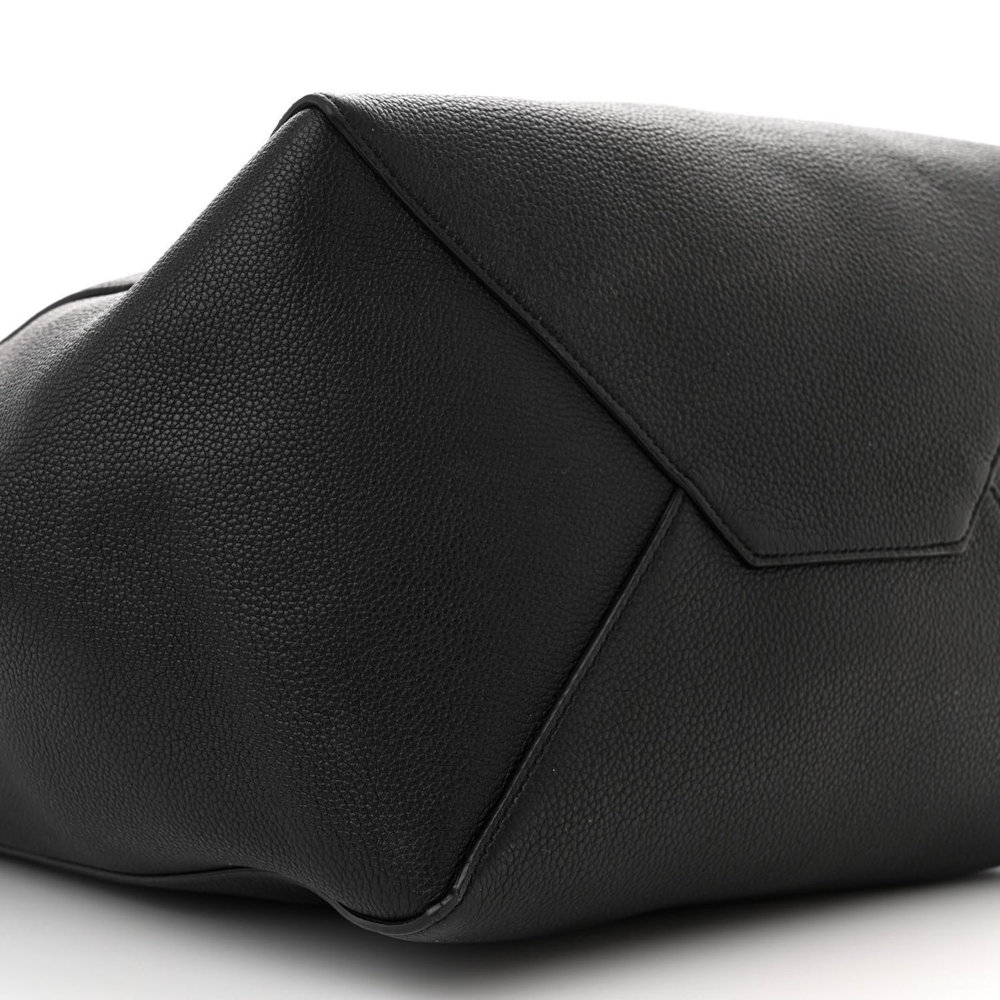 Soft Grained Calfskin Medium Belt Cabas Phantom Black