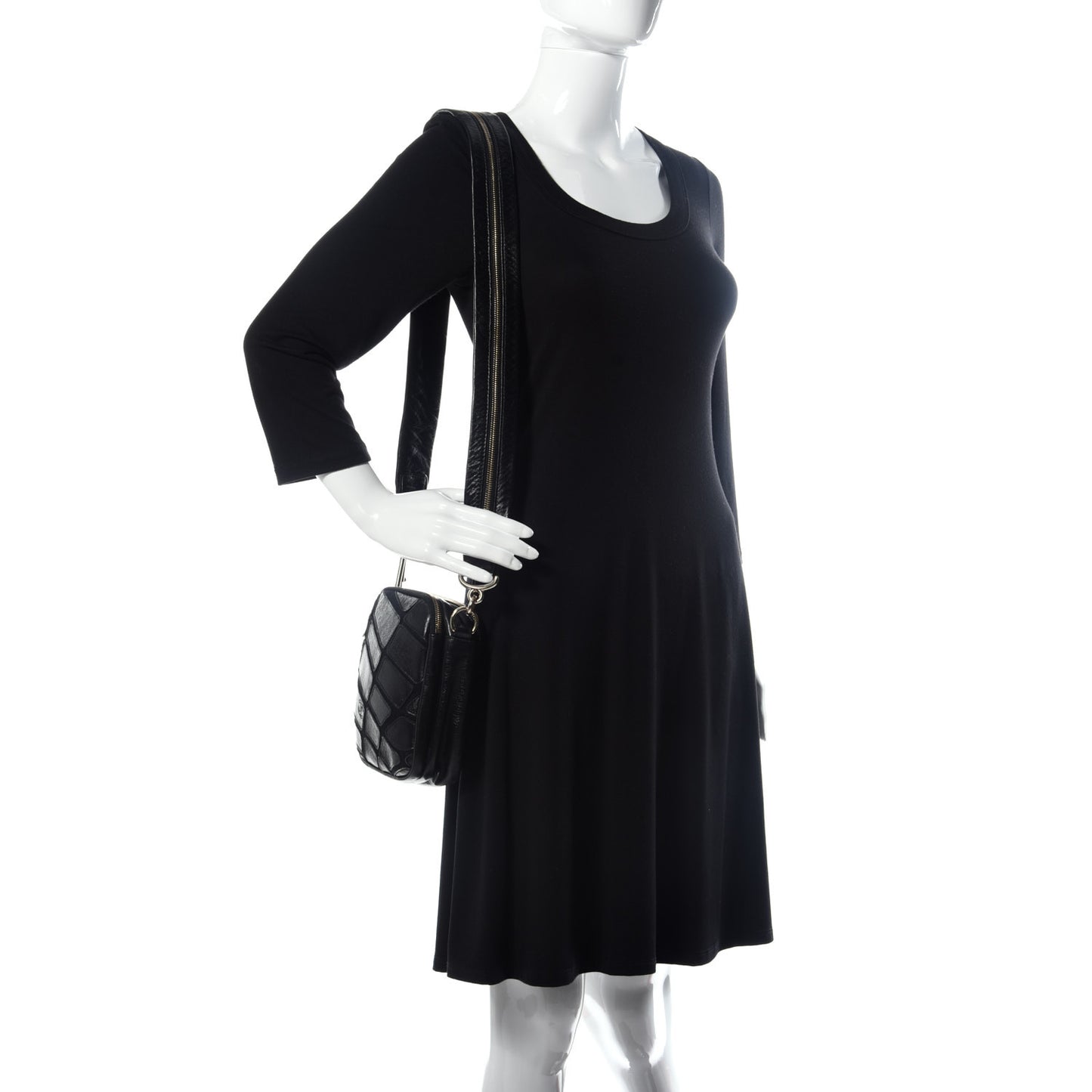 Lambskin Jersey Scales Zipper Shoulder Bag Black