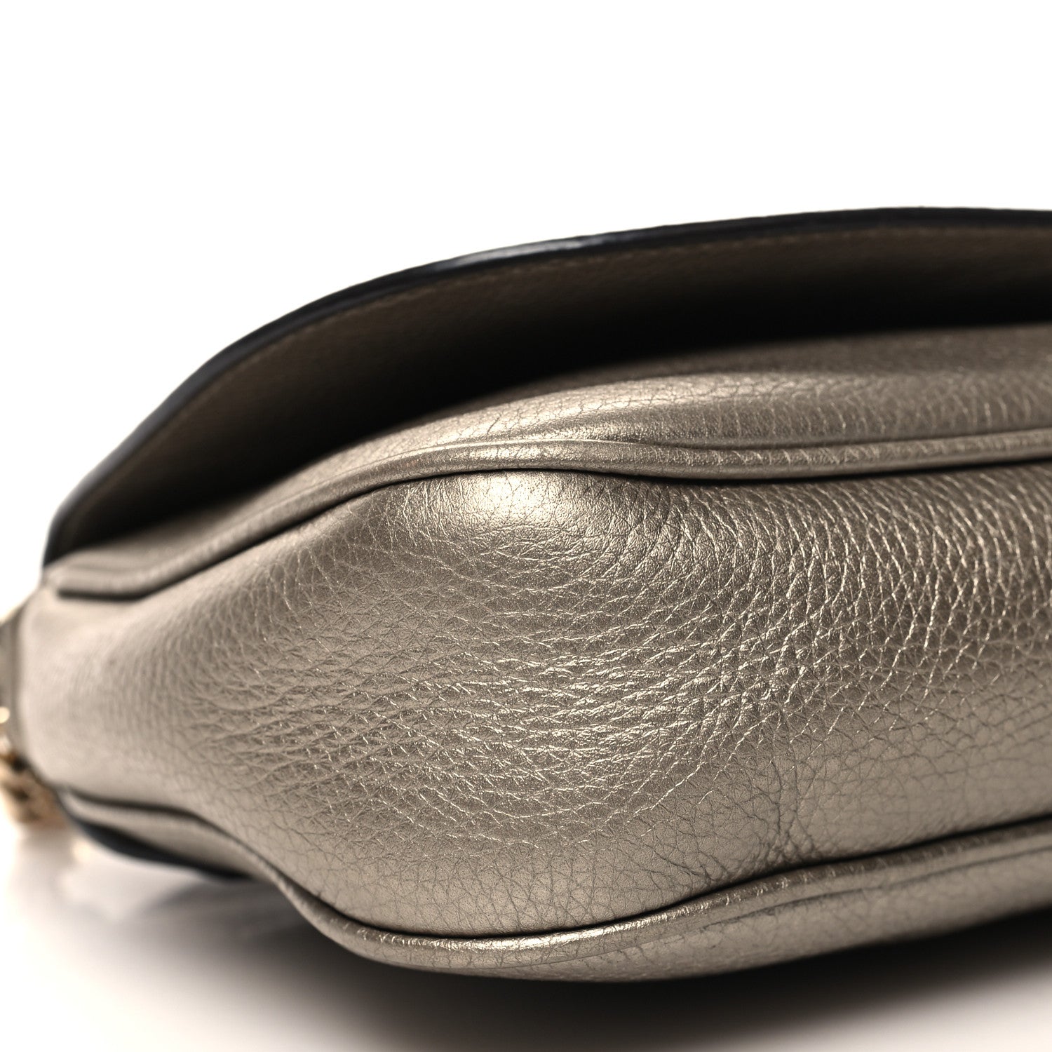 Gucci Metallic Pebbled Calfskin Medium Soho Flap Crossbody New Golden Beige 9 of 11