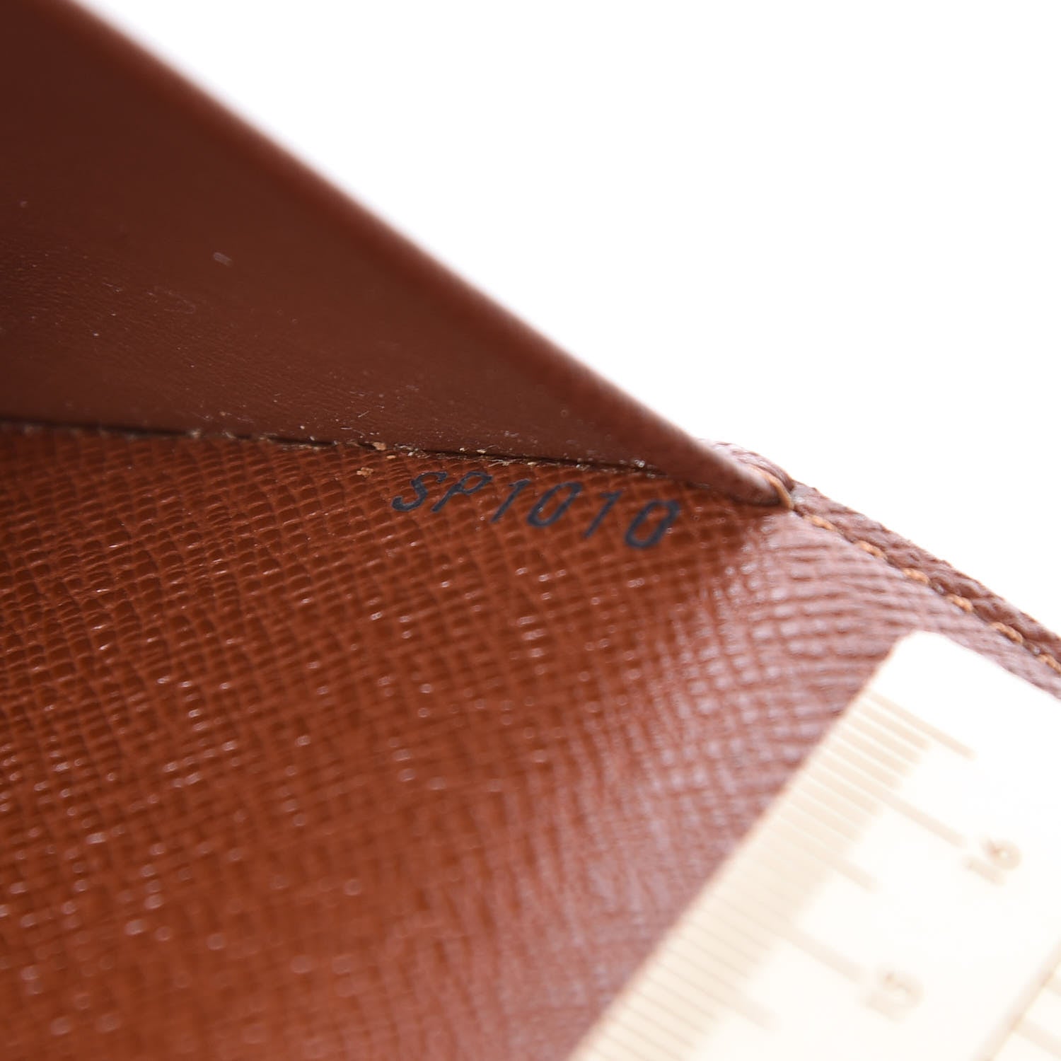 Louis Vuitton Monogram Medium Ring Agenda Cover 9 of 11