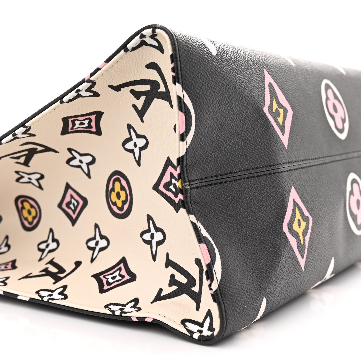 Monogram Giant Wild At Heart Onthego GM Black