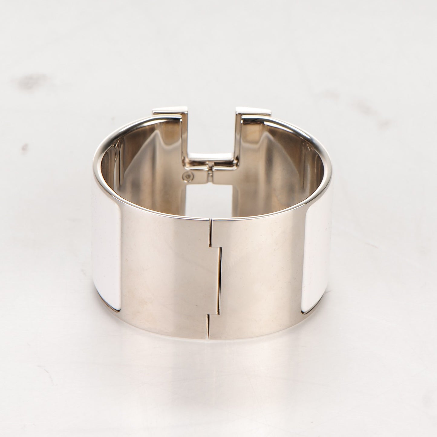 Enamel Extra Wide Clic Clac Bracelet PM White