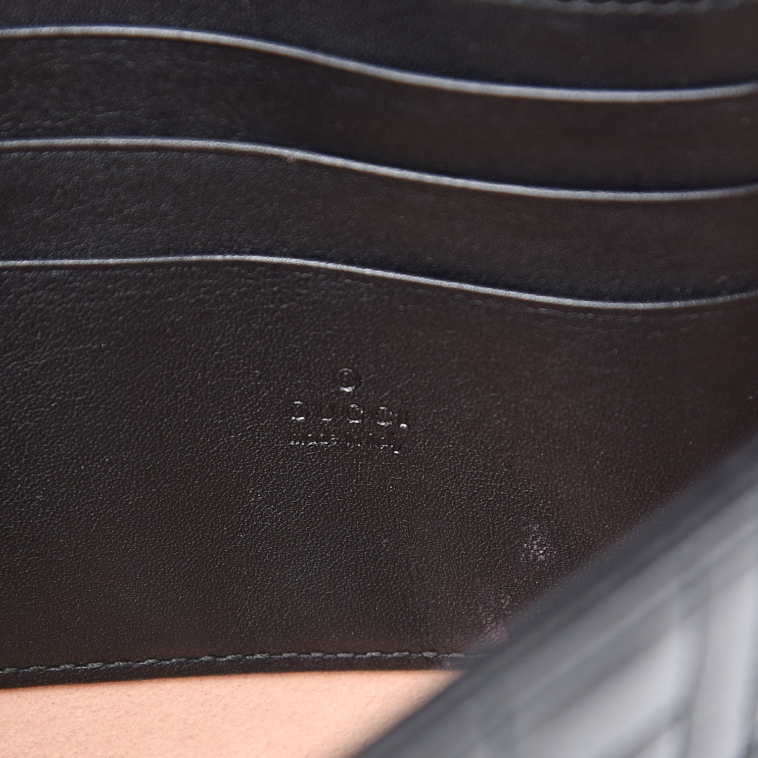 Gucci Calfskin Matelasse Mini Pearly GG Marmont Chain Wallet Black 6 of 9