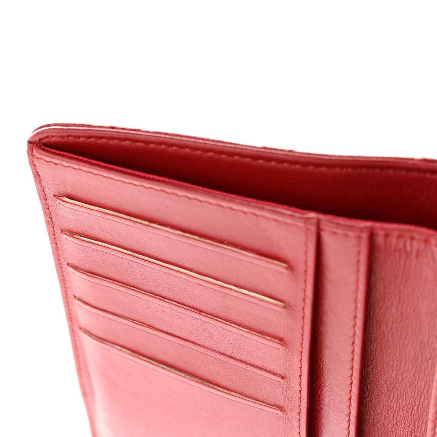 Caviar Quilted Zipped Pocket Wallet Red