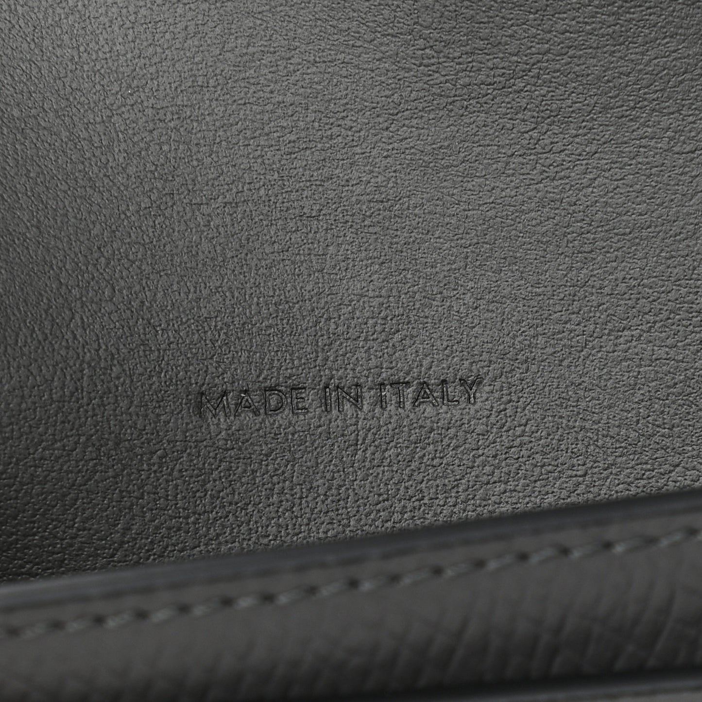 Grained Calfskin Phone Pouch With Flap Grey