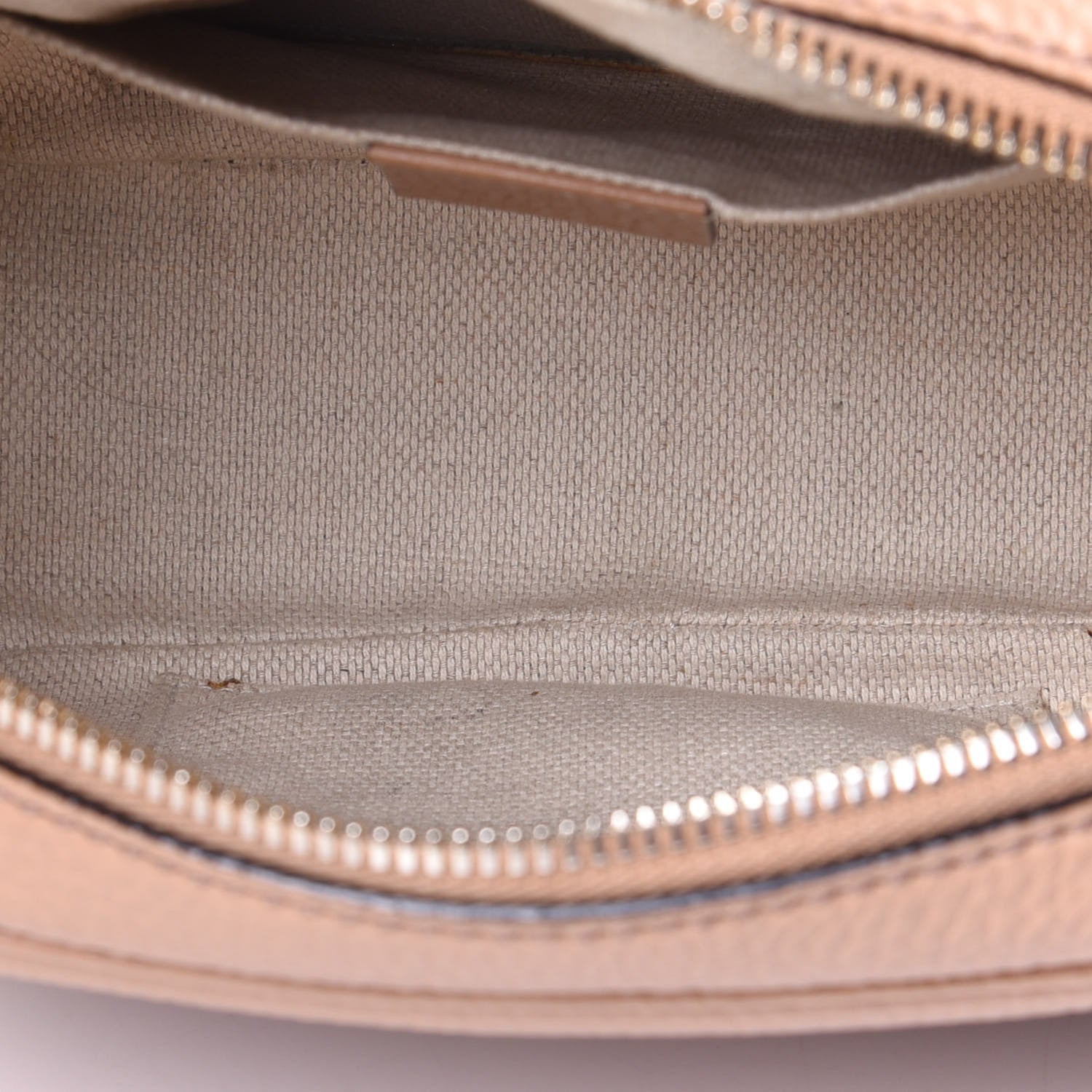 Gucci Pebbled Calfskin Small Soho Disco Bag Camelia 3 of 4